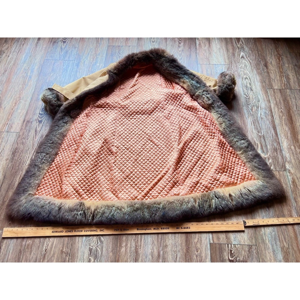 Vintage 60s 70s Tan Coat Genuine Fur Trim Quilted Lining Belted Mod Camel M/L - Picture 10 of 13